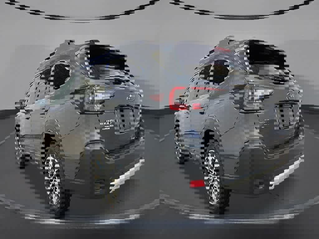 New 2025 Subaru Outback Limited image 3