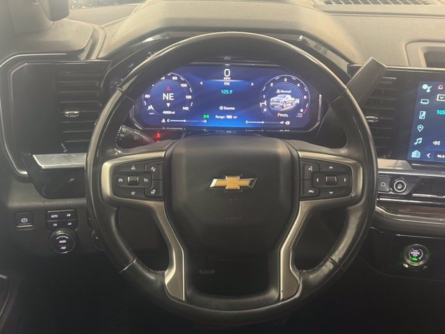 Used 2023 Chevrolet Silverado 1500 LT AWD/4WD image 10