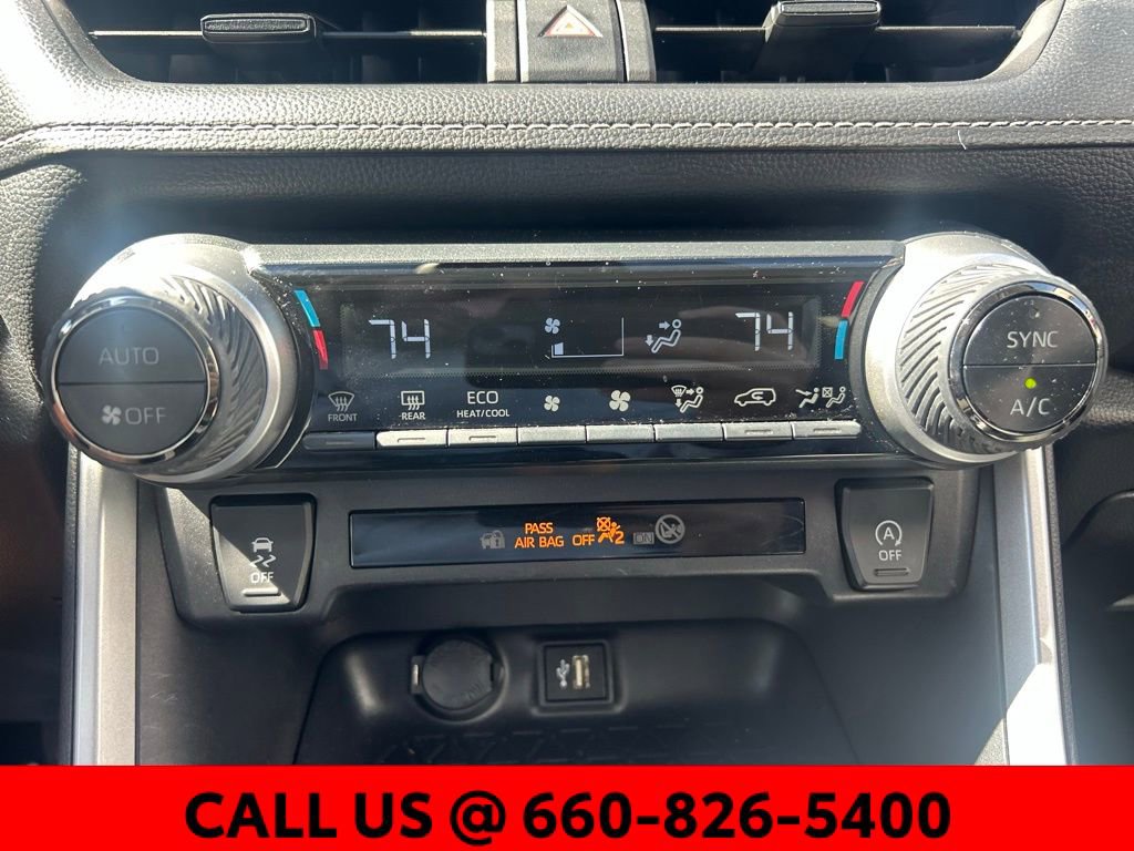 Used 2025 Toyota RAV4 XLE image 17