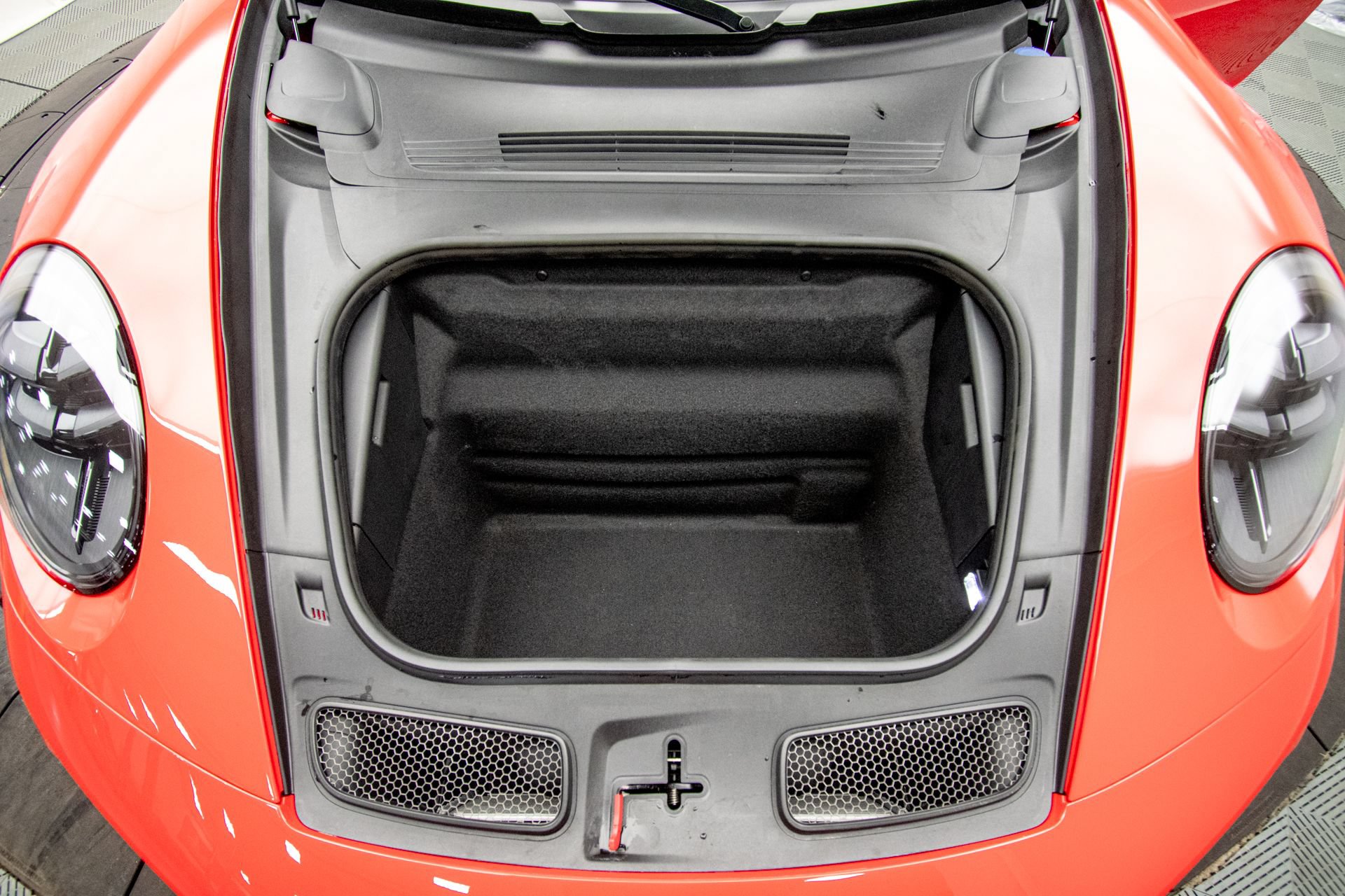 Certified 2026 Porsche 911 GT3 RWD image 38