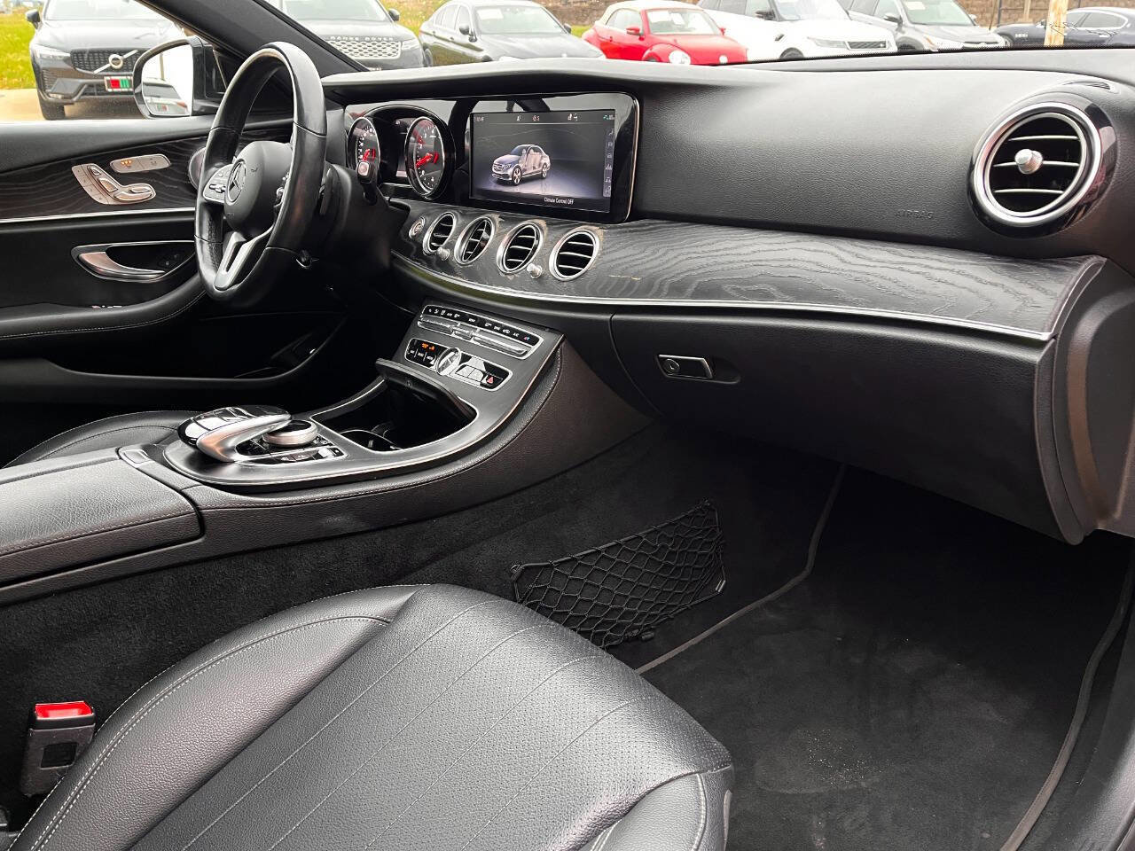 Used 2019 Mercedes-Benz E 300 4MATIC image 25