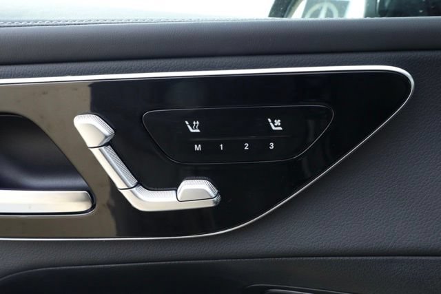 Certified 2026 Mercedes-Benz GLC 300 image 29
