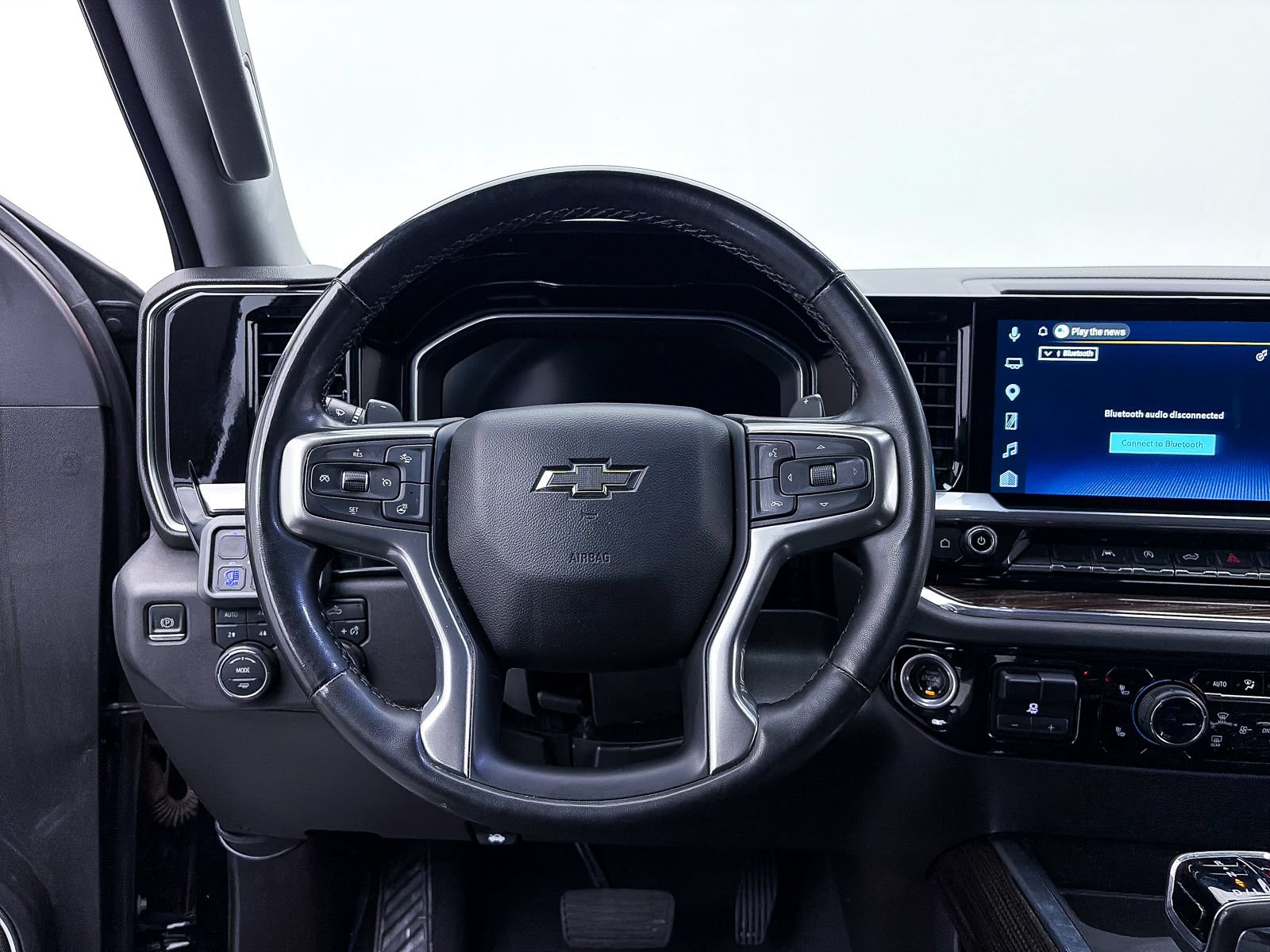 Used 2023 Chevrolet Silverado 1500 LT Trail Boss AWD/4WD image 28