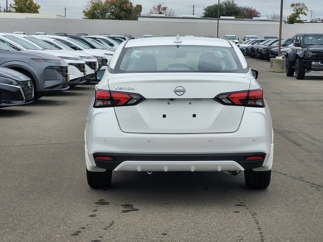 New 2025 Nissan Versa SV w/ Trunk Package FWD image 5