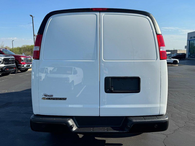 New 2026 Chevrolet Express 2500 RWD image 25
