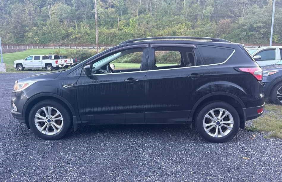 Used 2018 Ford Escape SE AWD/4WD image 8