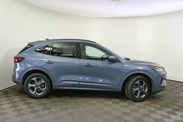 Used 2023 Ford Escape ST-Line Select w/ Tech Pack #1 AWD/4WD image 14