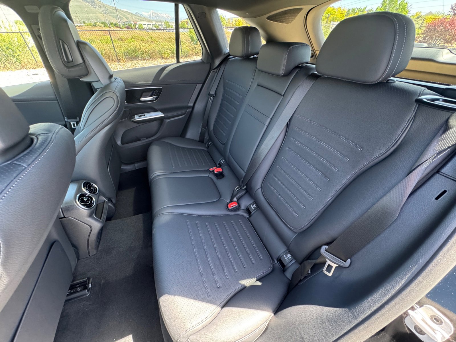 New 2026 Mercedes-Benz GLC 300 4MATIC image 14