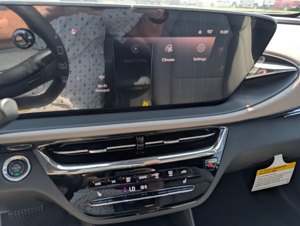 New 2026 Buick Envista Sport Touring FWD image 16
