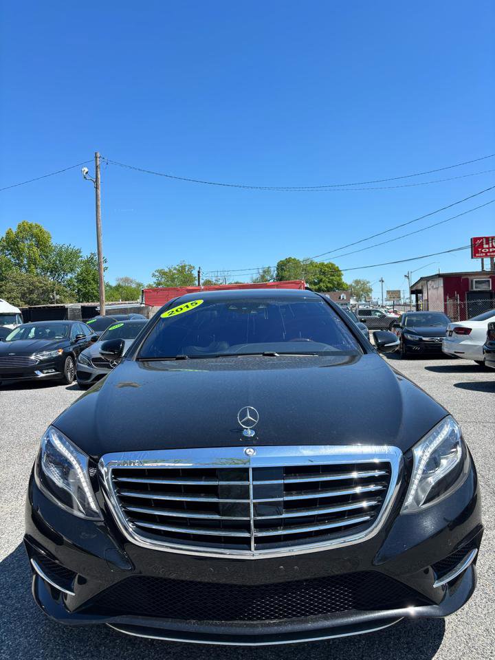 Used 2015 Mercedes-Benz S 550 4MATIC Sedan w/ Sport Package image 2