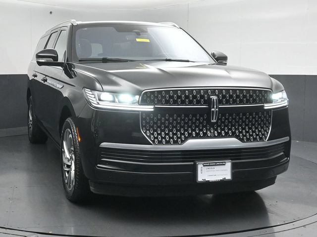 Certified 2025 Lincoln Navigator L Reserve AWD/4WD video 1