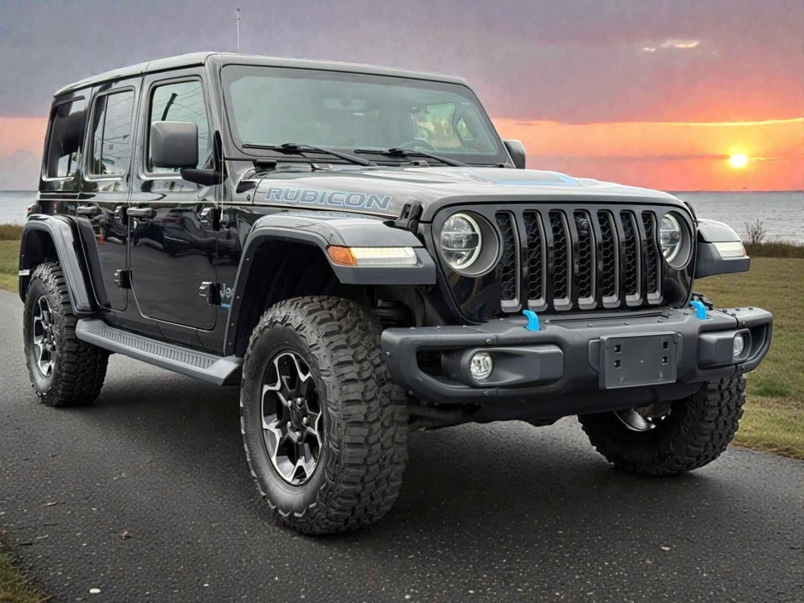 Used 2021 Jeep Wrangler Unlimited Rubicon 4xe w/ Steel Bumper Group image 2