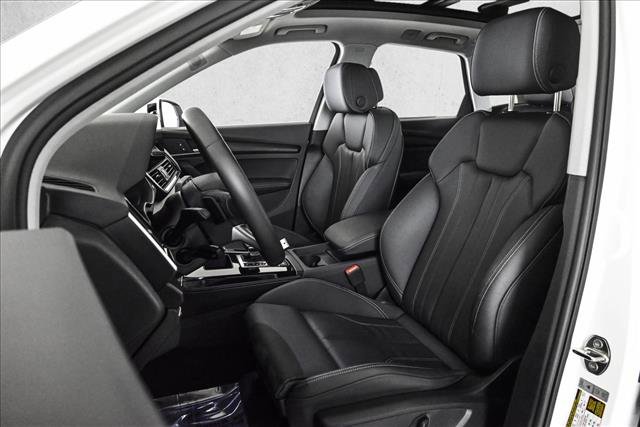 Used 2025 Audi Q5 e Premium Plus image 17