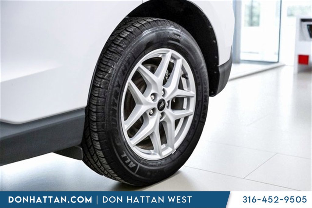 Used 2023 Ford Edge SEL image 42