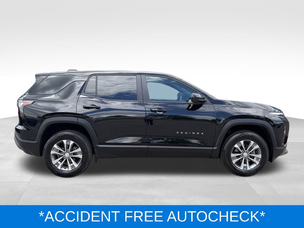 Used 2026 Chevrolet Equinox LT w/ Convenience Package II AWD/4WD image 2