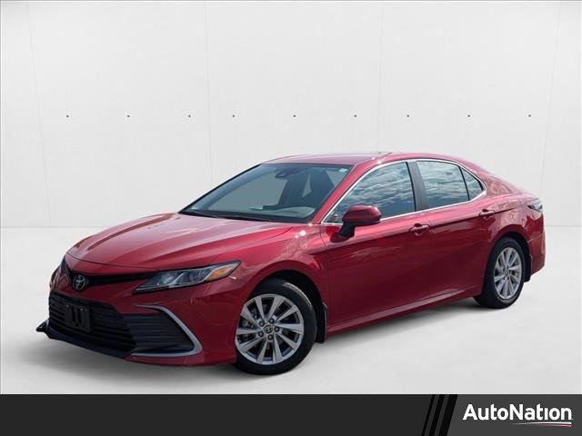 Used 2023 Toyota Camry LE image 1