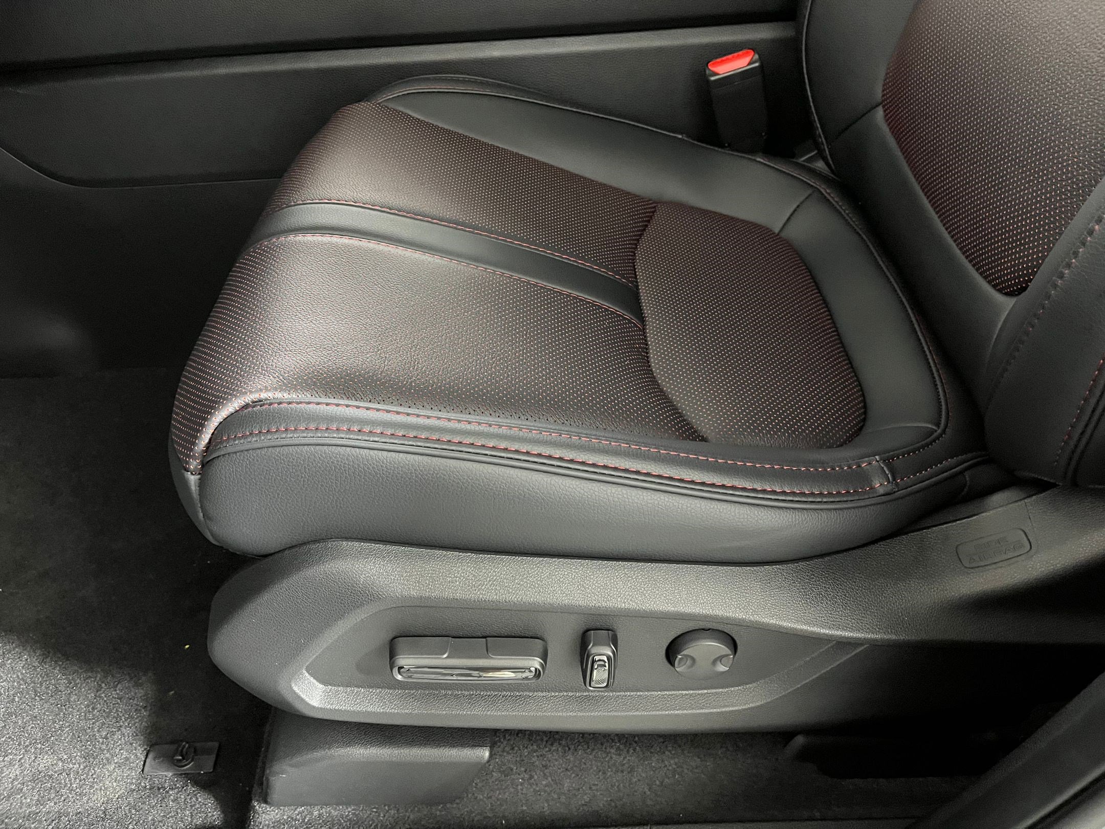 New 2026 Honda Pilot Black Edition image 11