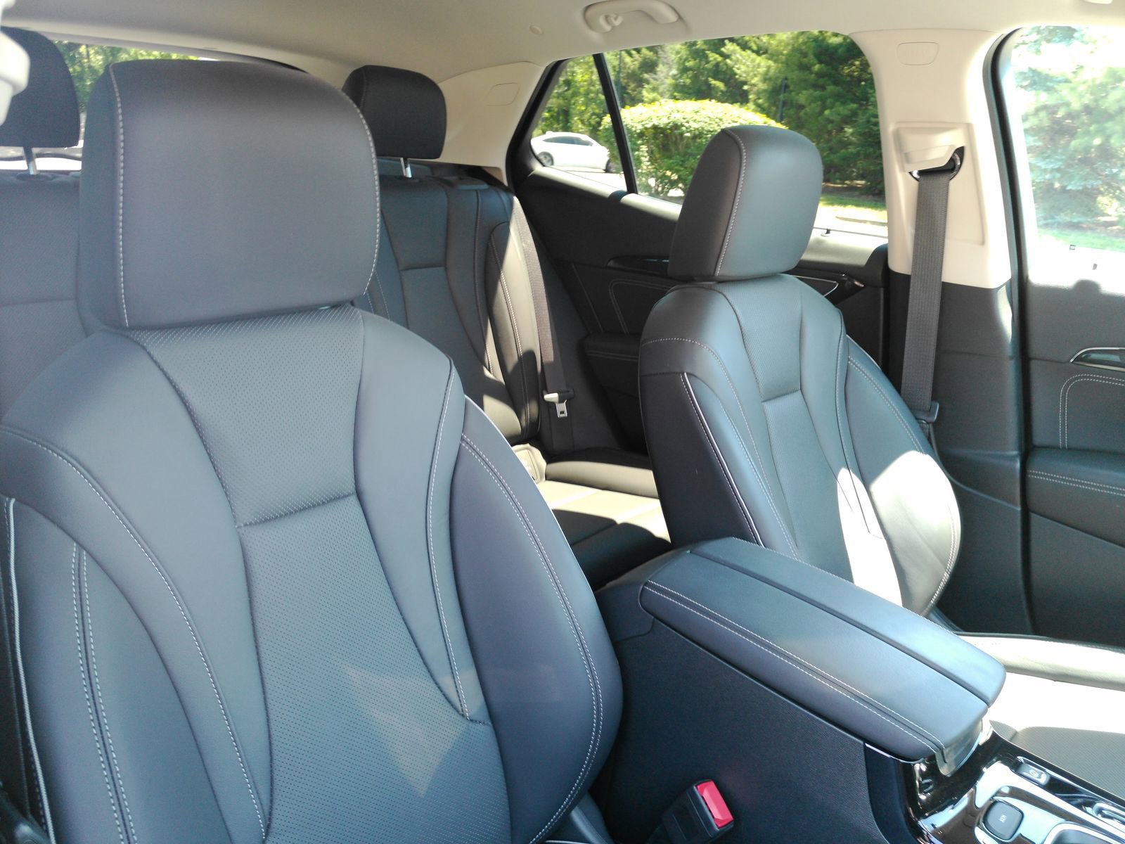 Certified 2023 Buick Envision Essence AWD/4WD image 15