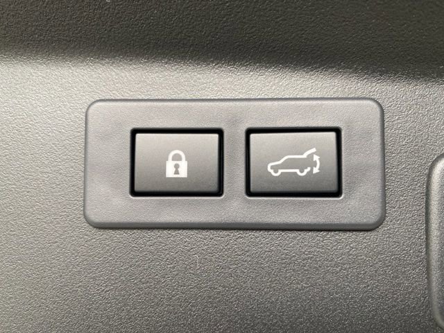Used 2026 Subaru Outback Limited AWD/4WD image 8