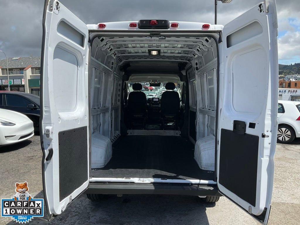 Used 2025 RAM ProMaster 2500 w/ Convenience Group FWD image 7