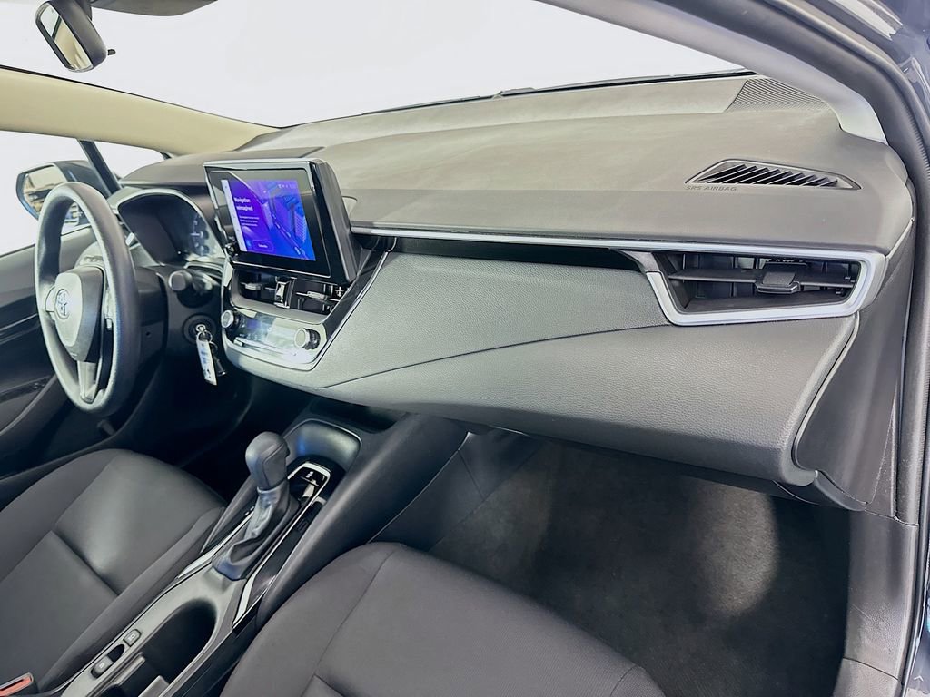 Used 2024 Toyota Corolla LE image 28