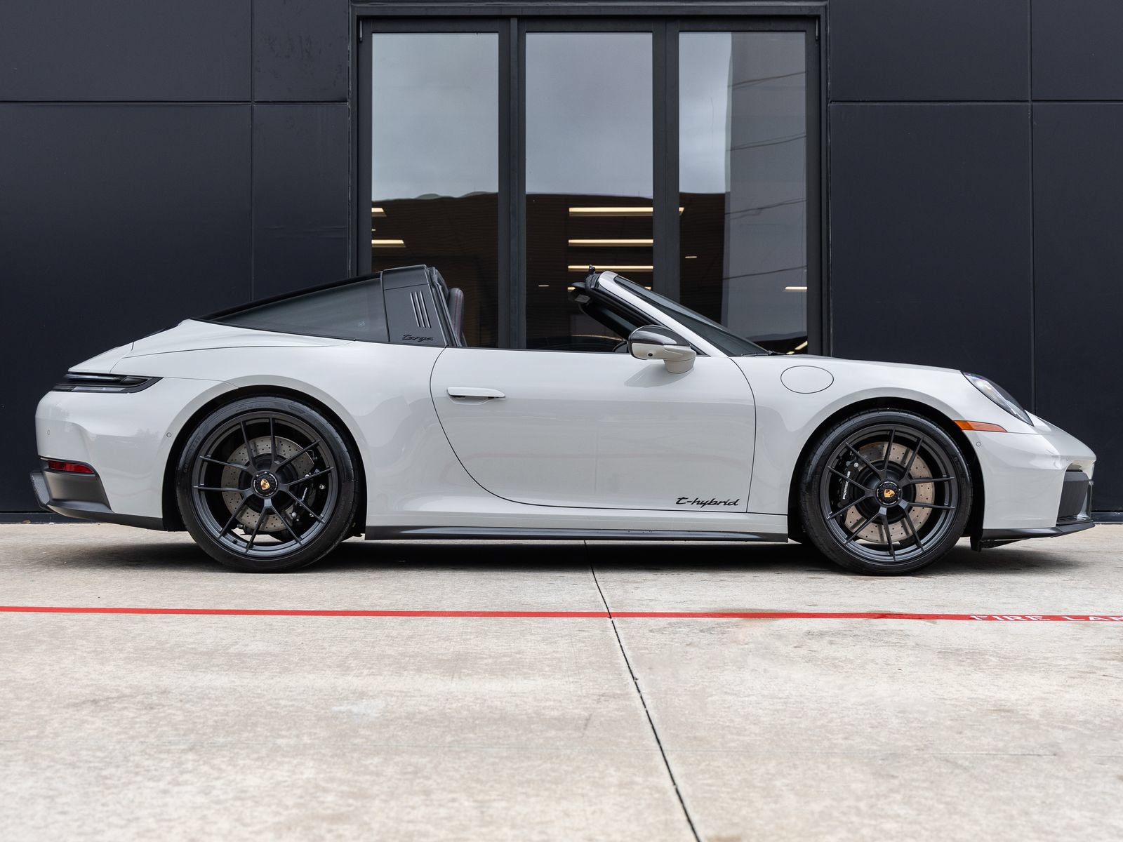 Used 2026 Porsche 911 Targa 4 GTS AWD/4WD image 12
