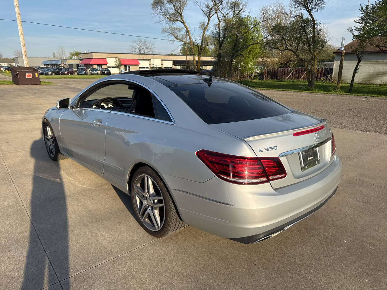 Used 2014 Mercedes-Benz E 350 4MATIC Coupe image 3