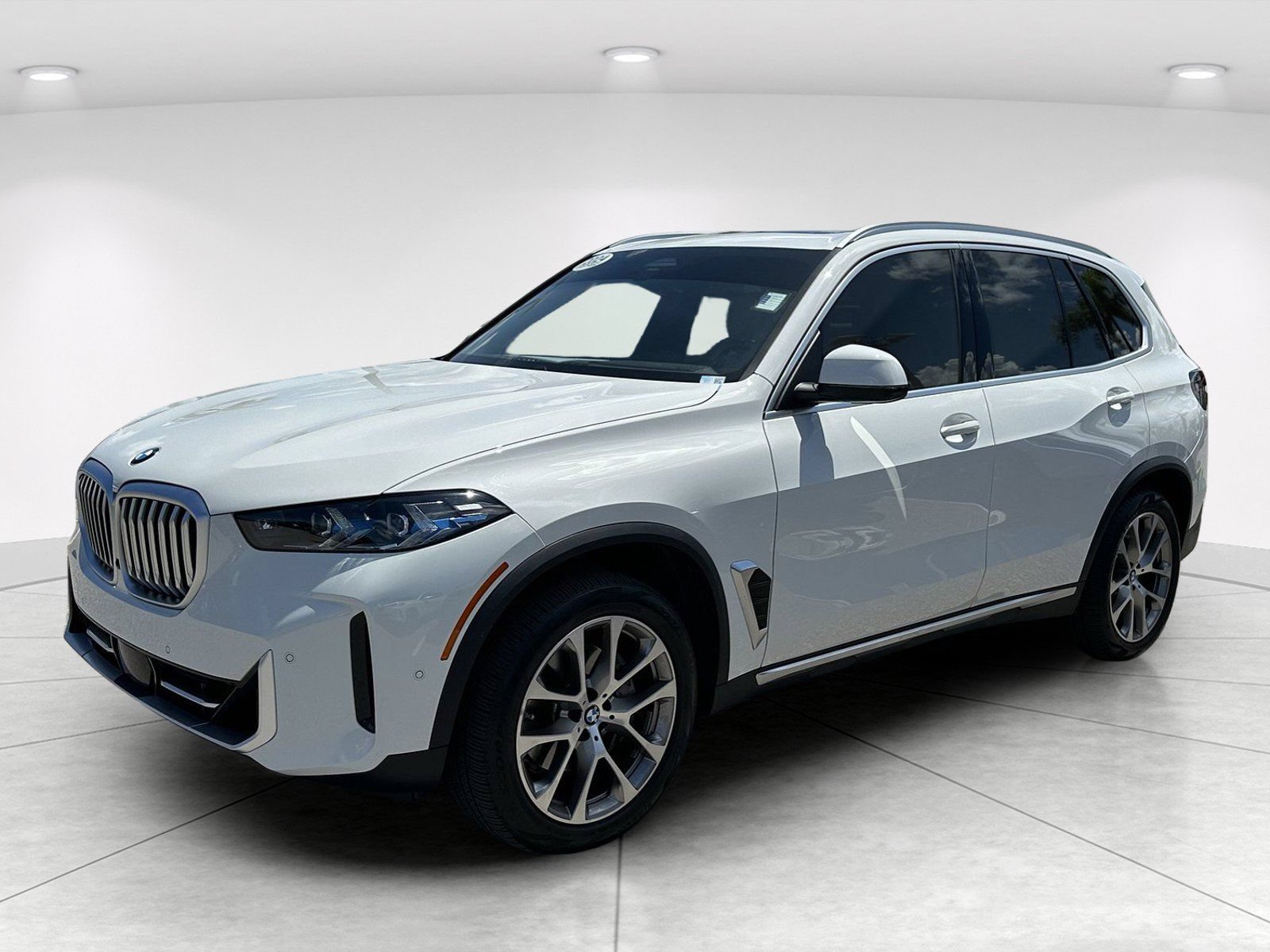 Certified 2024 BMW X5 sDrive40i w/ Premium Package RWD image 6
