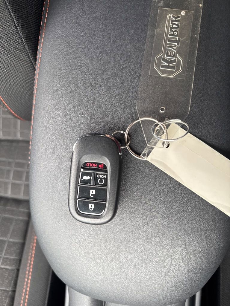 Certified 2023 Honda HR-V Sport image 32