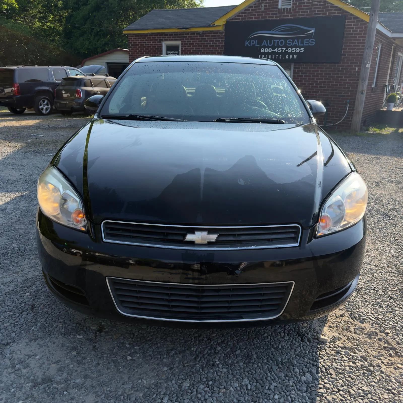 Used 2009 Chevrolet Impala LT w/ Luxury Edition Package FWD image 3
