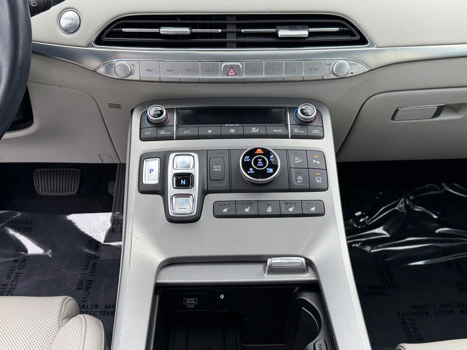 Used 2022 Hyundai Palisade Limited AWD/4WD image 19