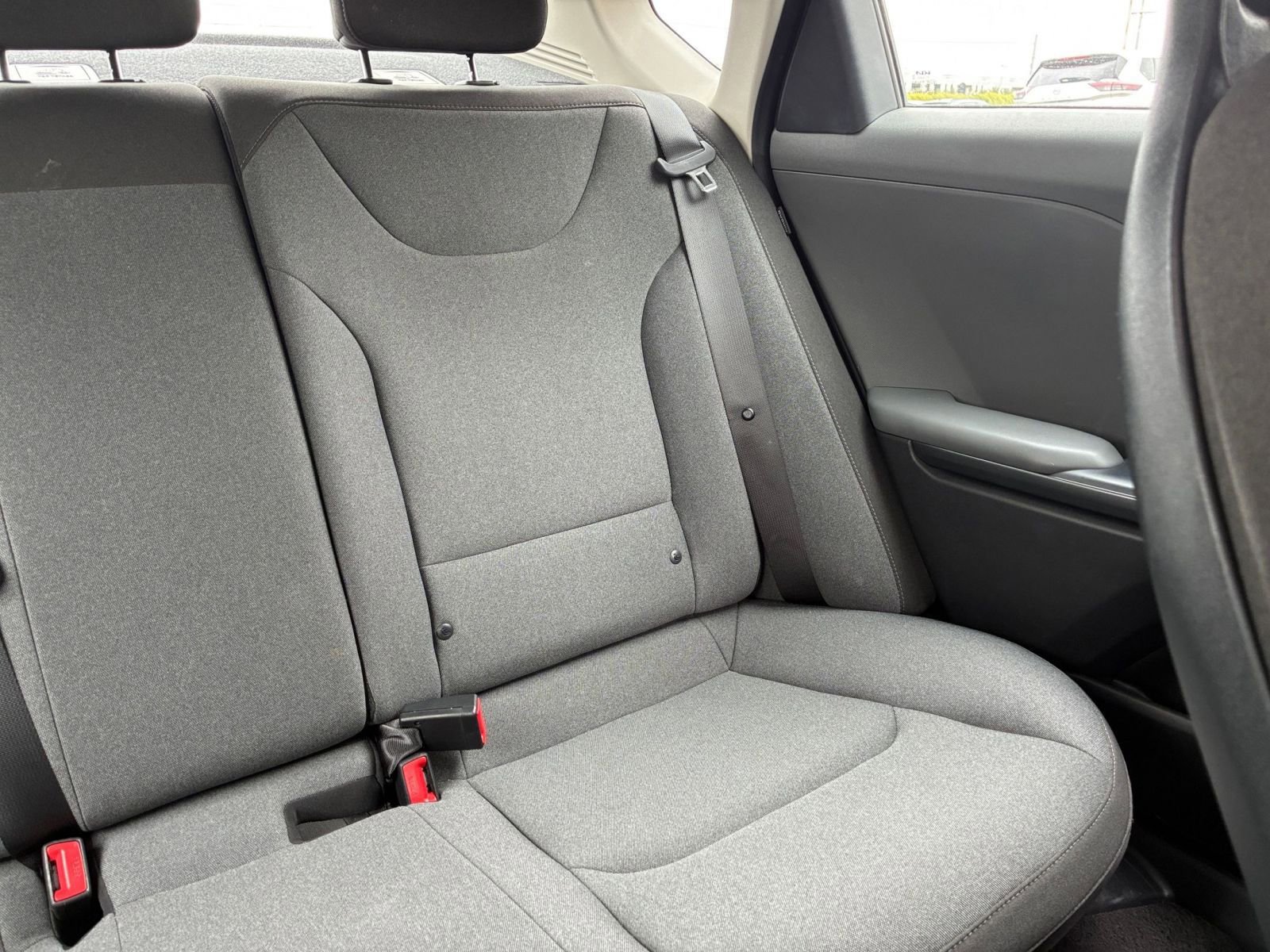 Used 2025 Kia K4 LXS image 36