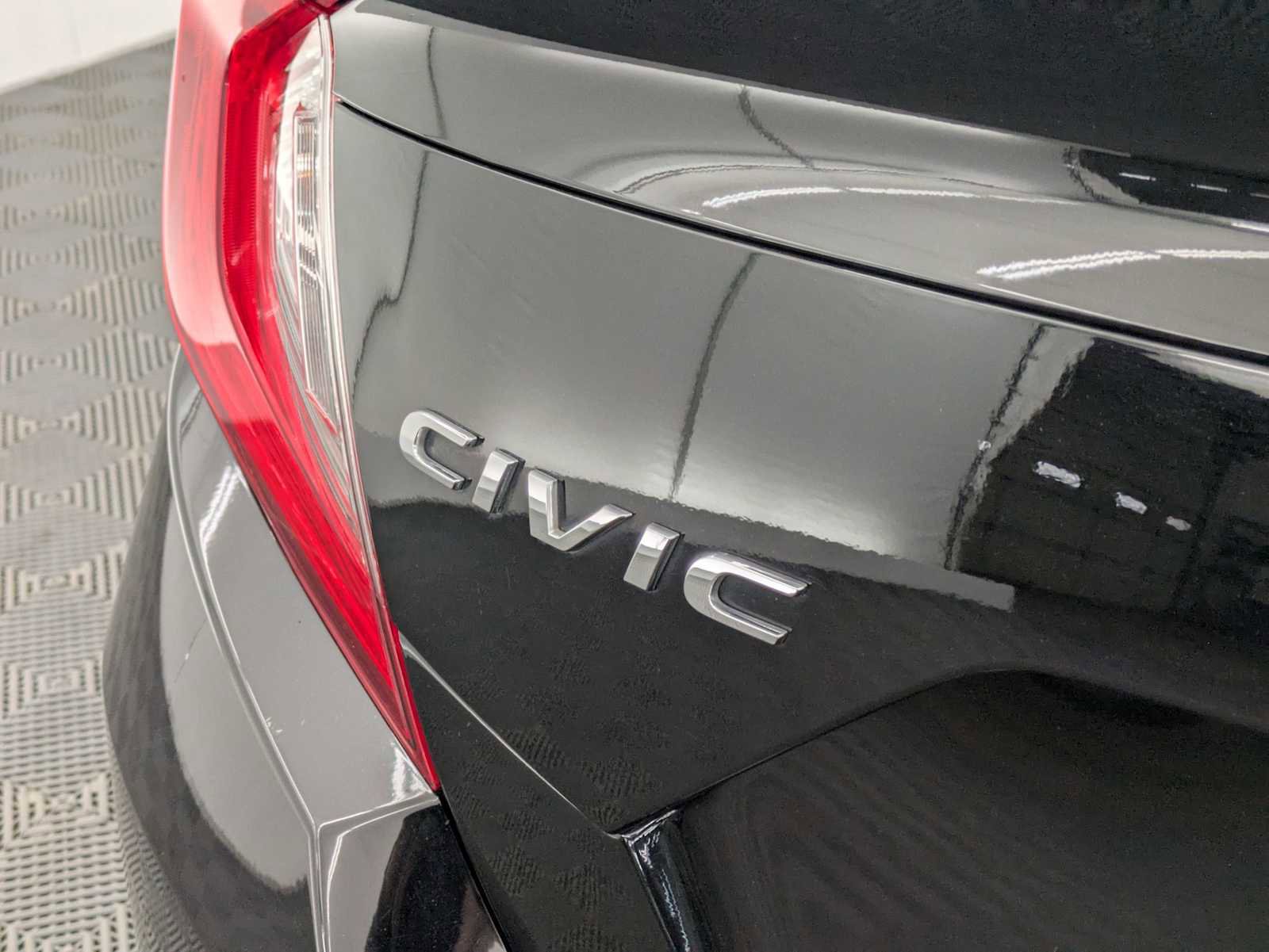 Used 2020 Honda Civic LX image 12