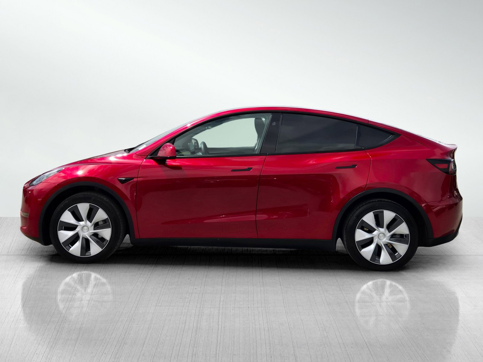 Used 2024 Tesla Model Y Long Range AWD/4WD image 7