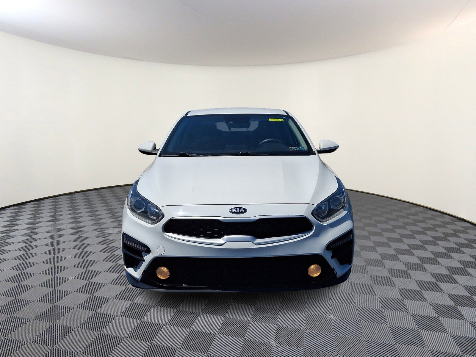 Used 2019 Kia Forte LXS FWD image 2