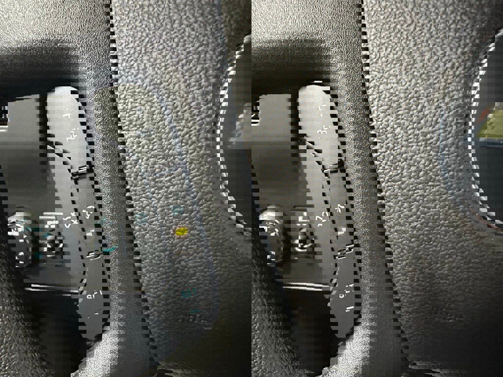 Used 2025 Chevrolet Express 3500 LT w/ LT Preferred Equipment Group image 20