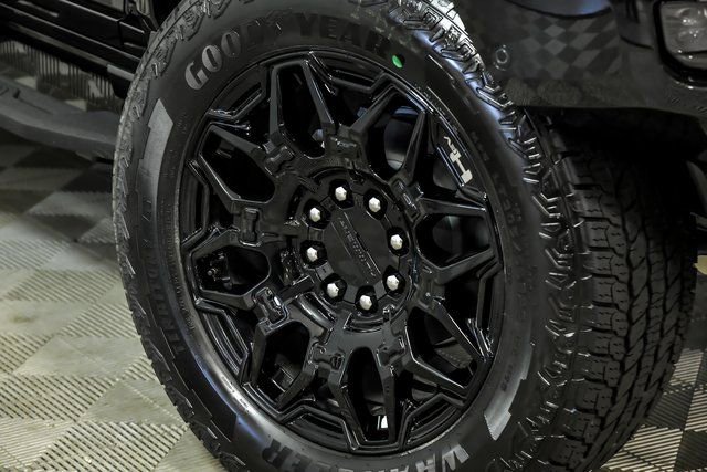 New 2026 GMC Hummer EV SUV image 3