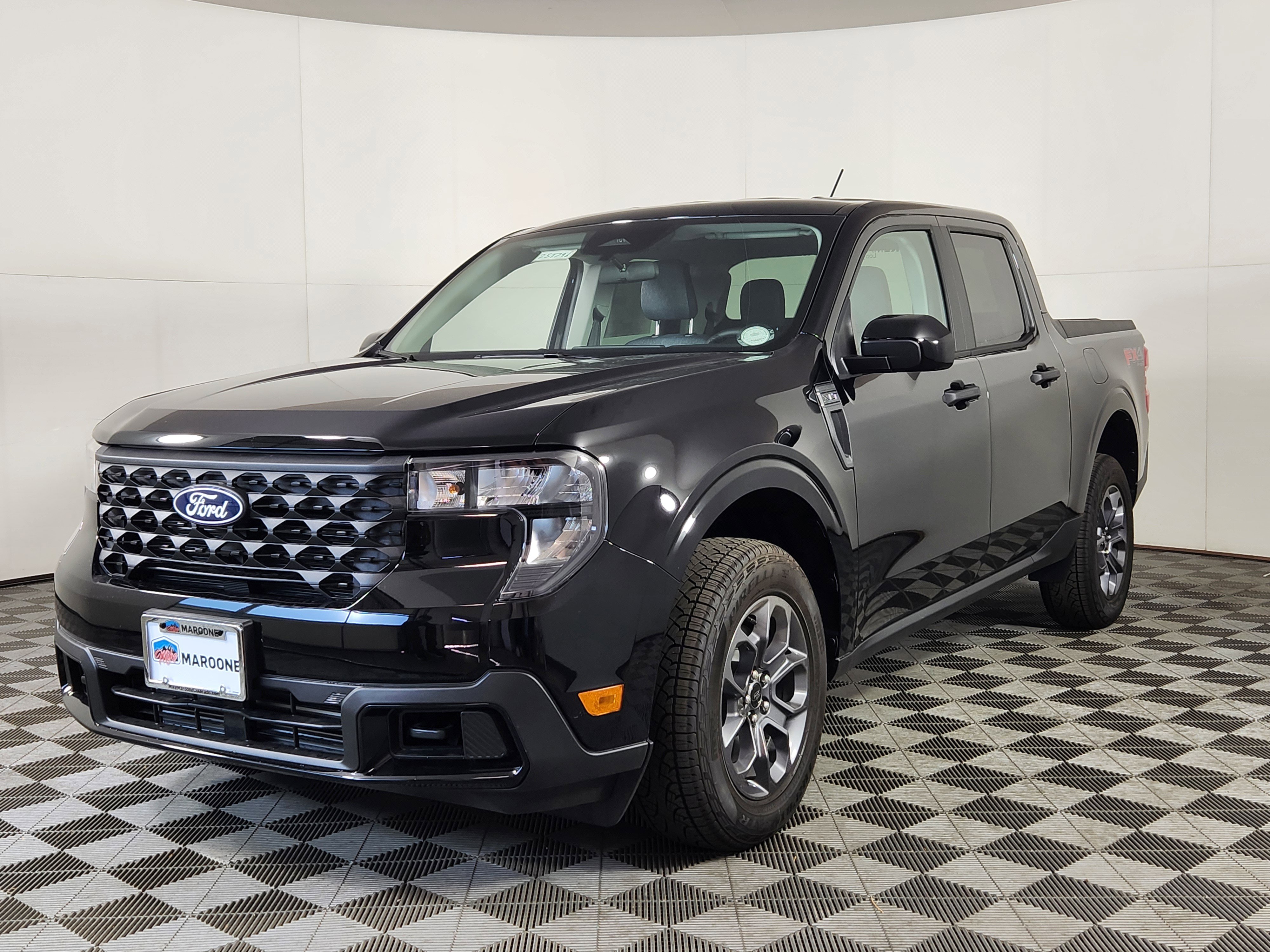 New 2025 Ford Maverick XLT w/ XLT Luxury Package image 3