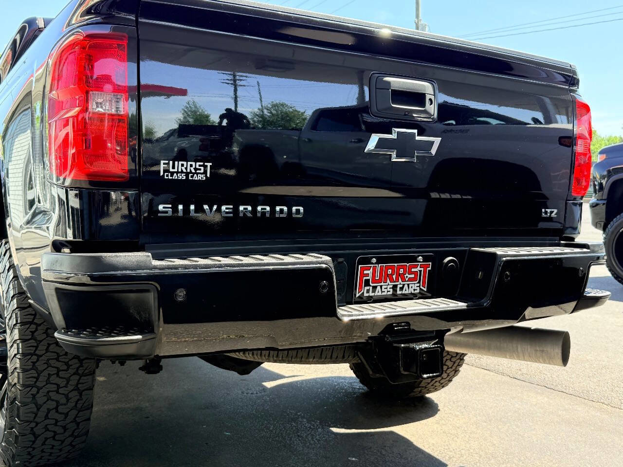 Used 2018 Chevrolet Silverado 2500 LTZ w/ Duramax Plus Package AWD/4WD image 8