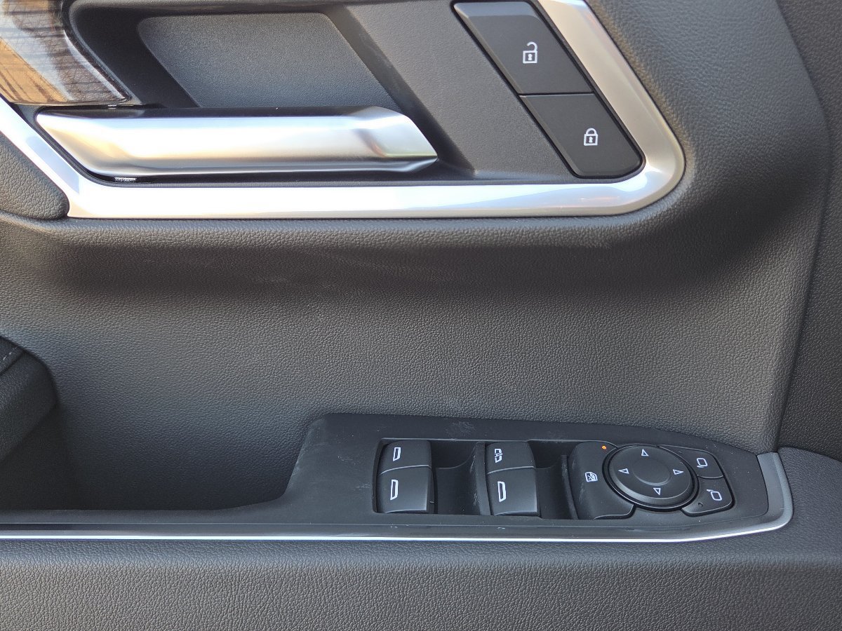 New 2026 Chevrolet Silverado 1500 RST AWD/4WD image 34