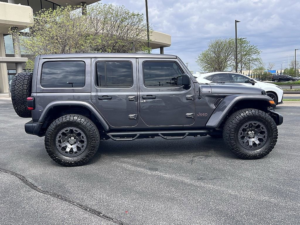 Used 2021 Jeep Wrangler Unlimited Rubicon image 2