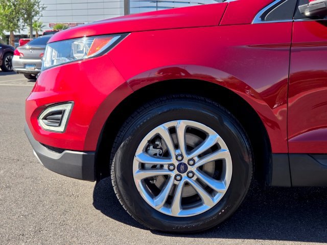 Used 2017 Ford Edge Titanium w/ Technology Package AWD/4WD image 9