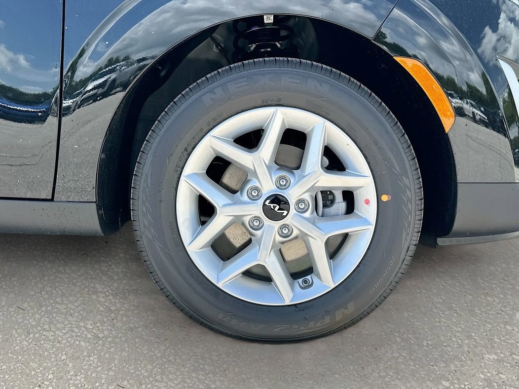 Certified 2025 Kia Soul LX w/ LX Technology Package image 27