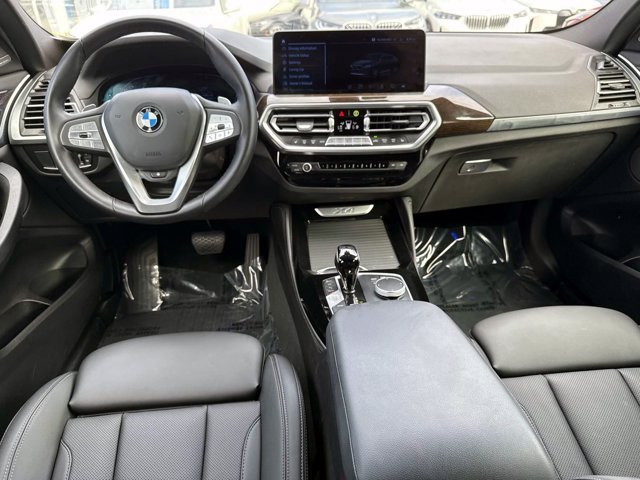 Used 2025 BMW X4 xDrive30i w/ Premium Package AWD/4WD image 17