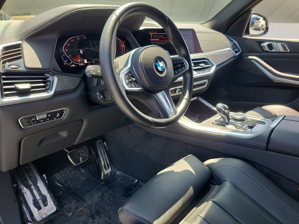 Used 2022 BMW X5 sDrive40i w/ M Sport Package RWD image 18