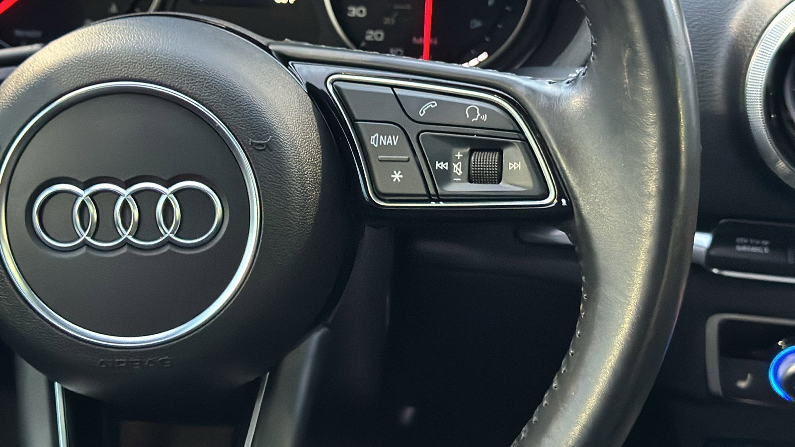 Used 2020 Audi A3 2.0T Premium image 31