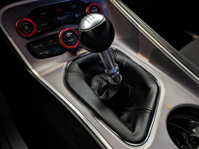 Used 2022 Dodge Challenger R/T image 13