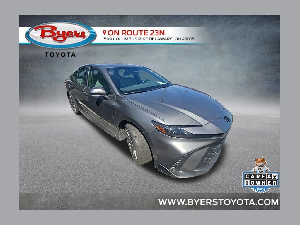Used 2025 Toyota Camry SE w/ Convenience Package