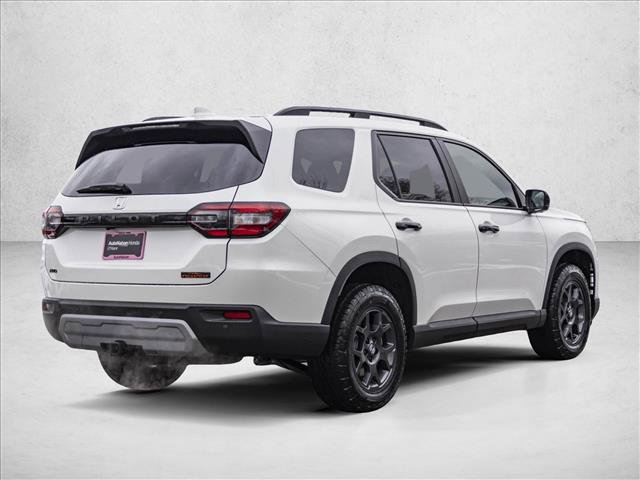 New 2025 Honda Pilot TrailSport image 5