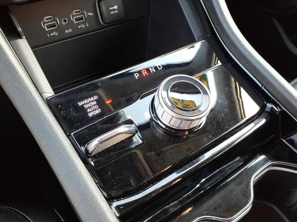 Certified 2023 Jeep Grand Cherokee L Limited w/ Black Appearance Package image 19